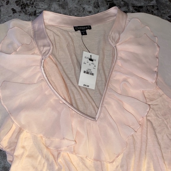 NWT Express Soft Pink Blouse - Picture 2 of 5